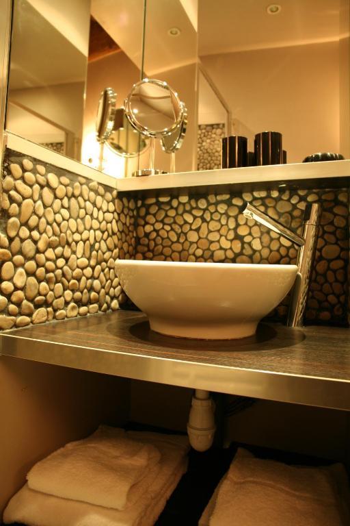 Loge Saint Jean Apartment Лион Екстериор снимка